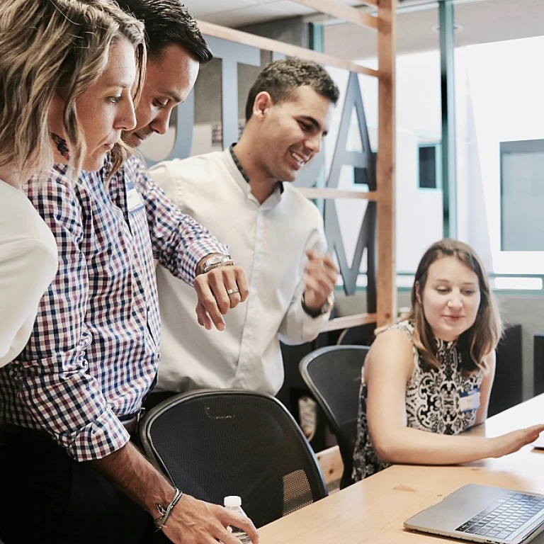 Comprendre l'incoterm FCA : une clé pour optimiser vos opérations de fret