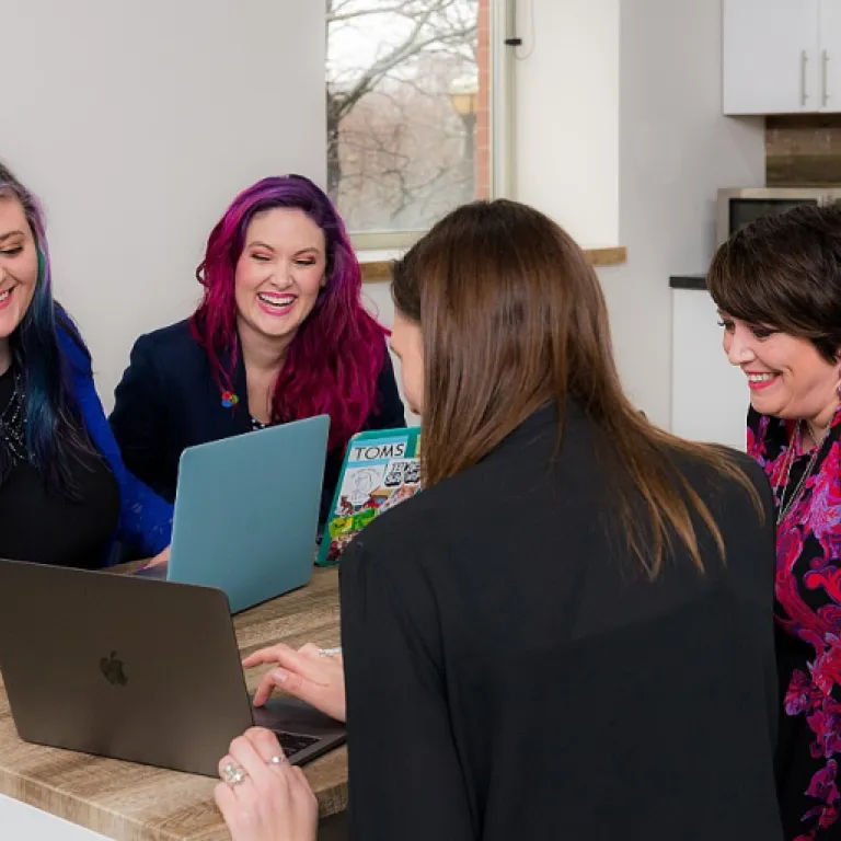 Comprendre le vrai coût des palettes en bois dans le transport de marchandises