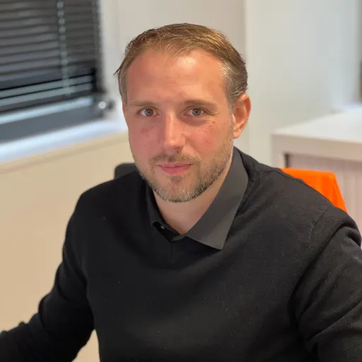 Interview de Quentin Balourdet de DSV Contract Logistics France : Les enjeux du transport contractuel en France